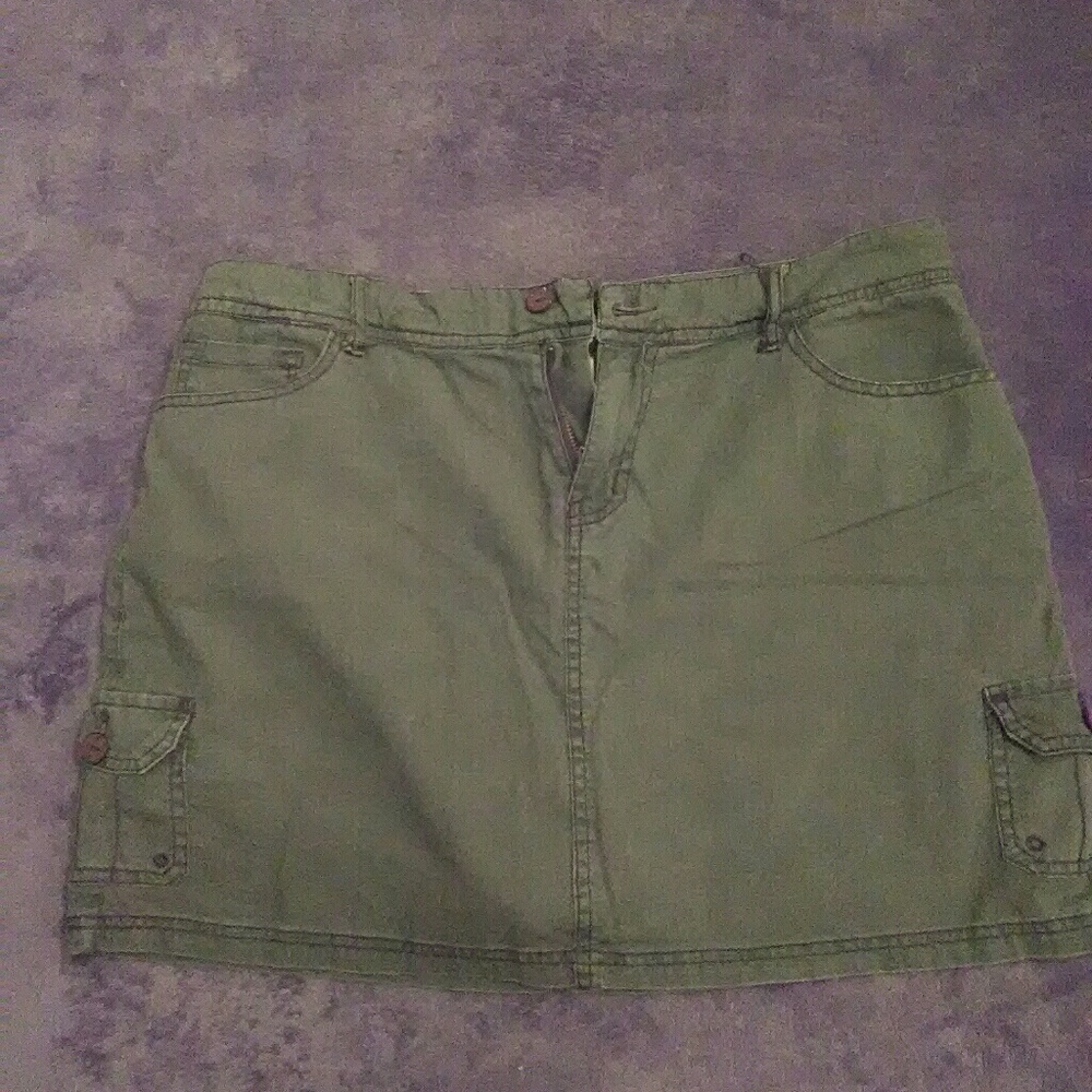 Woman's skort